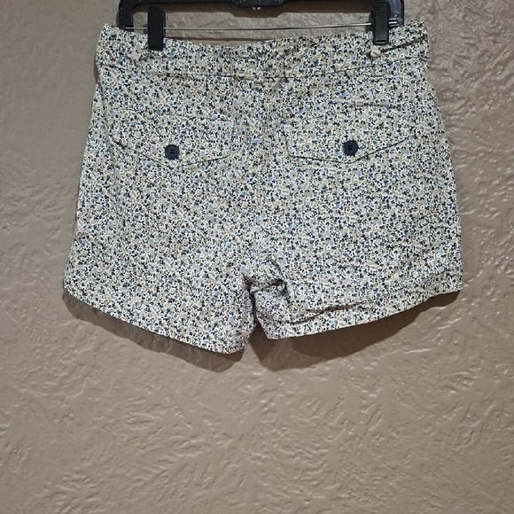 Falls Creek Blue and White Bermudas with Speckled Print - Picture 5 of 7